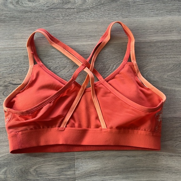 Adidas  orange strappy back bra size medium - Picture 7 of 8